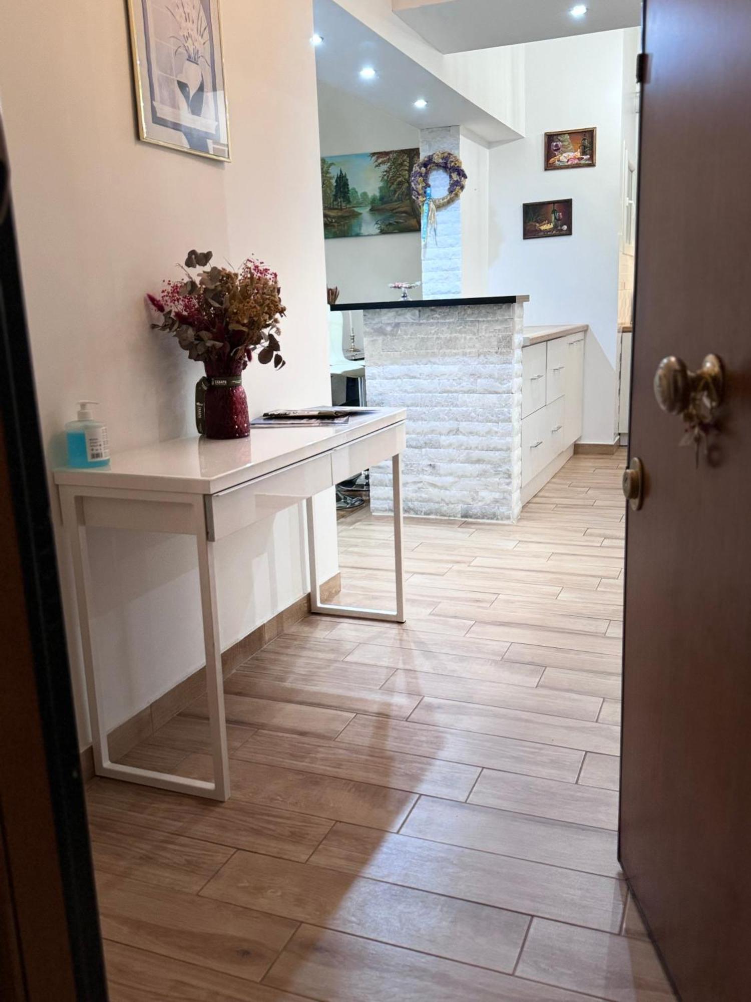Modern Apartment In Athens Ngoại thất bức ảnh